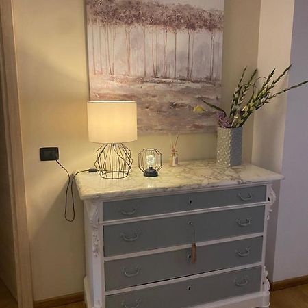Luxury Center Appartment Novi Ligure Exterior foto