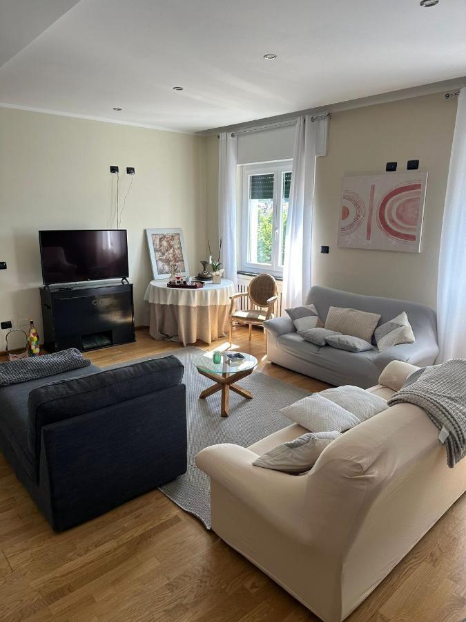 Luxury Center Appartment Novi Ligure Exterior foto