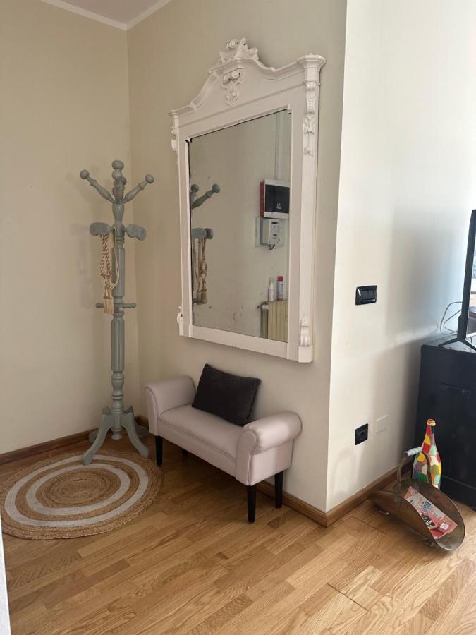 Luxury Center Appartment Novi Ligure Exterior foto