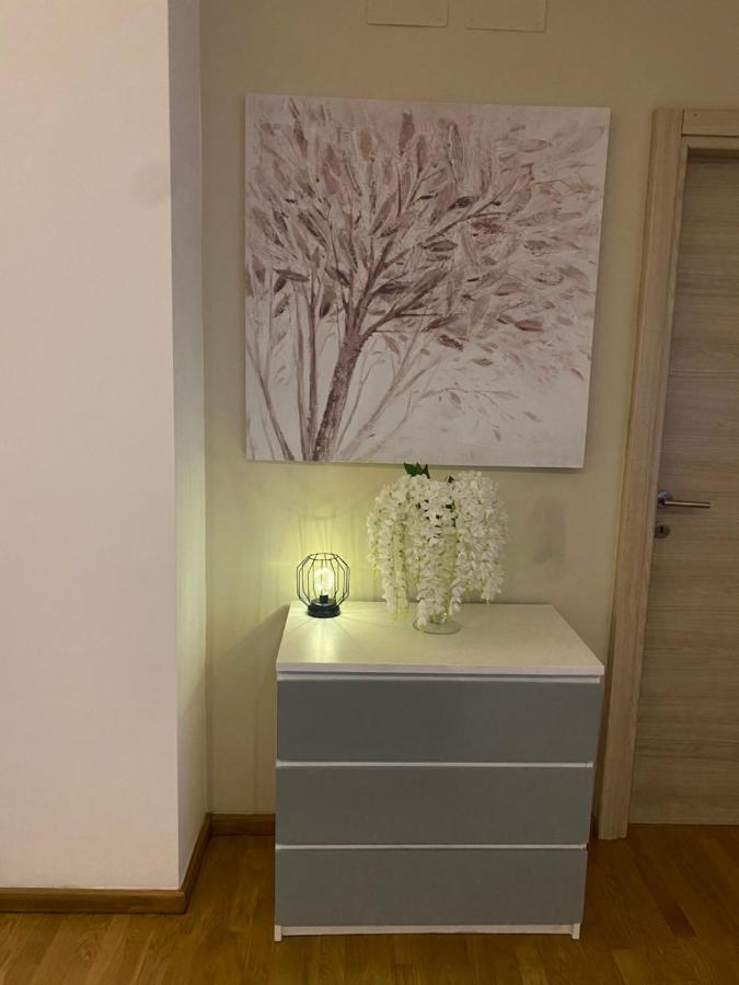 Luxury Center Appartment Novi Ligure Exterior foto